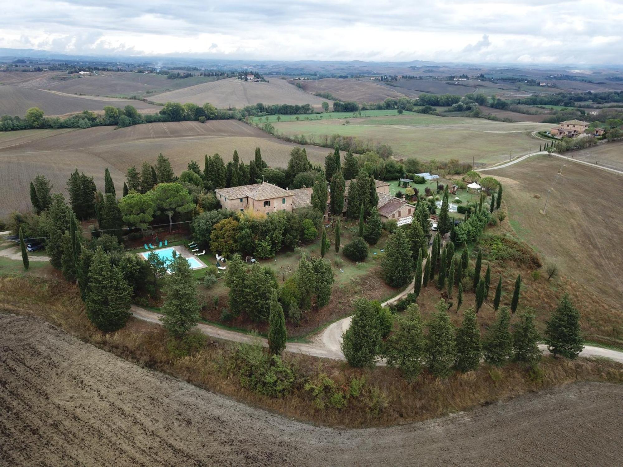 Agriturismo La Torre Di Monsindoli เซียนา ภายนอก รูปภาพ