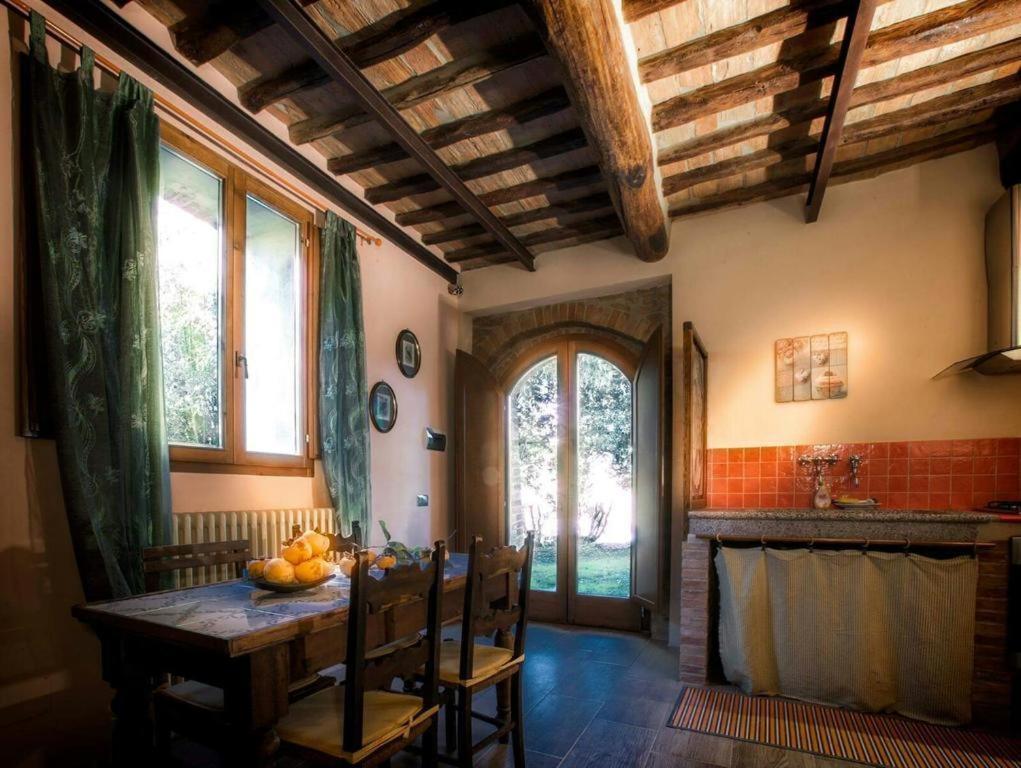 Agriturismo La Torre Di Monsindoli เซียนา ภายนอก รูปภาพ