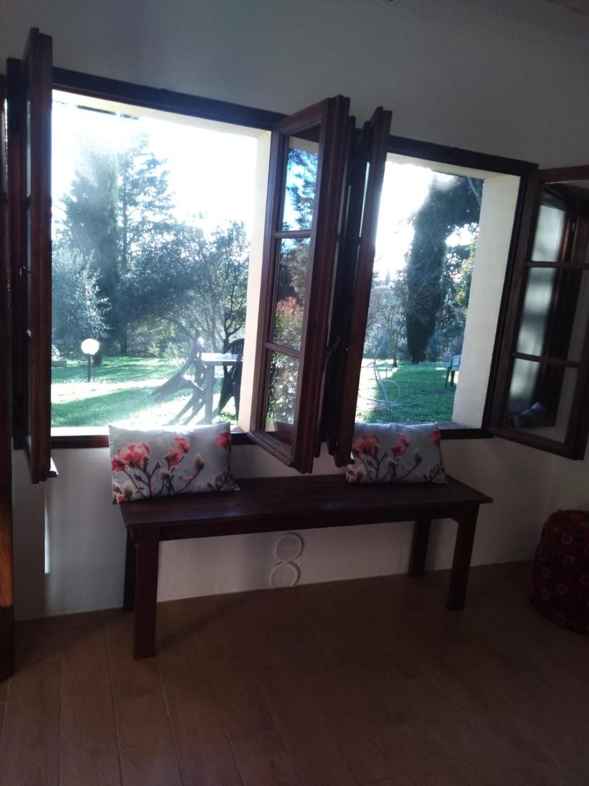 Agriturismo La Torre Di Monsindoli เซียนา ภายนอก รูปภาพ