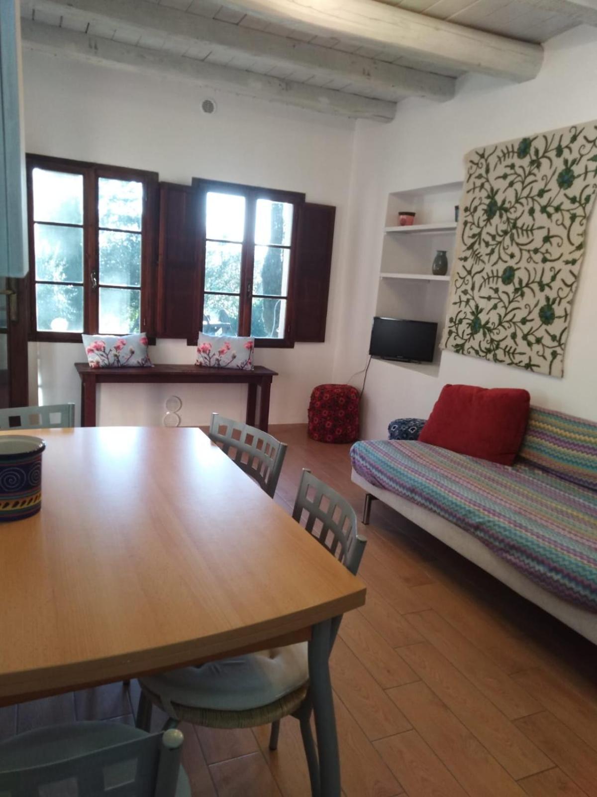 Agriturismo La Torre Di Monsindoli เซียนา ภายนอก รูปภาพ