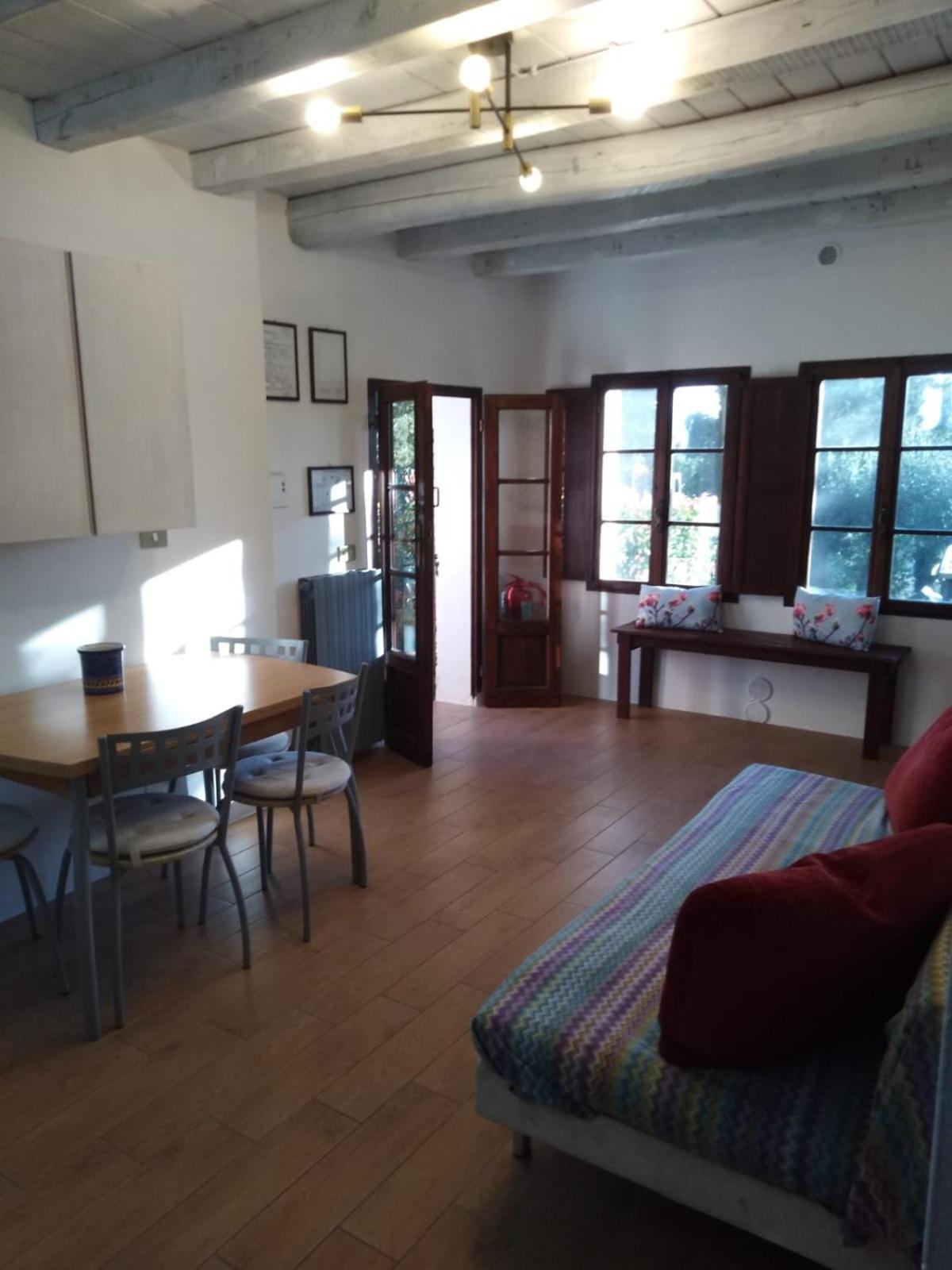 Agriturismo La Torre Di Monsindoli เซียนา ภายนอก รูปภาพ