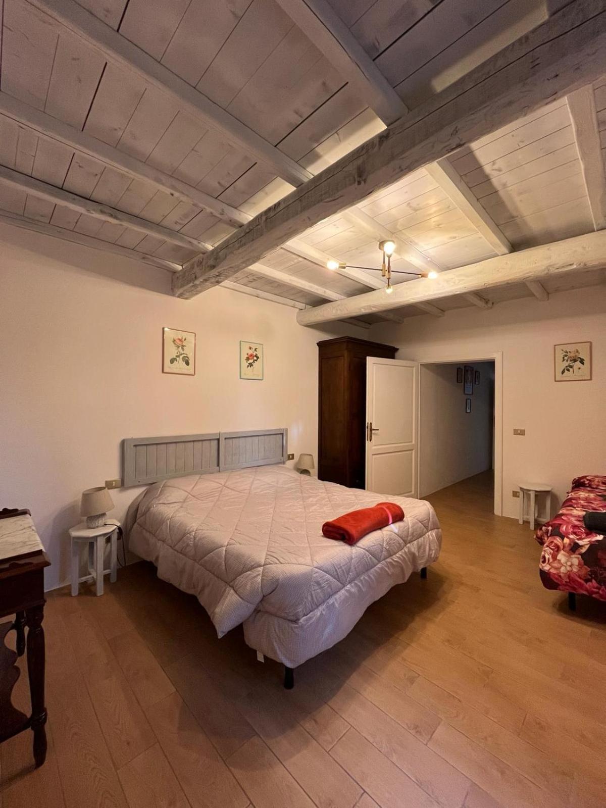 Agriturismo La Torre Di Monsindoli เซียนา ภายนอก รูปภาพ