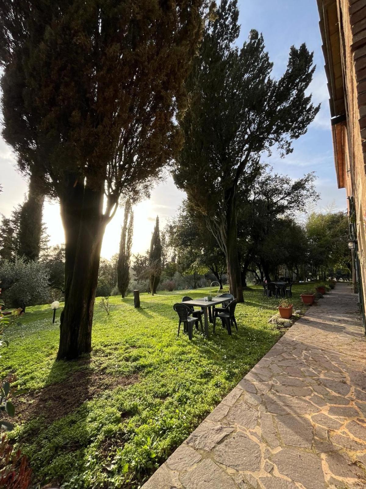 Agriturismo La Torre Di Monsindoli เซียนา ภายนอก รูปภาพ