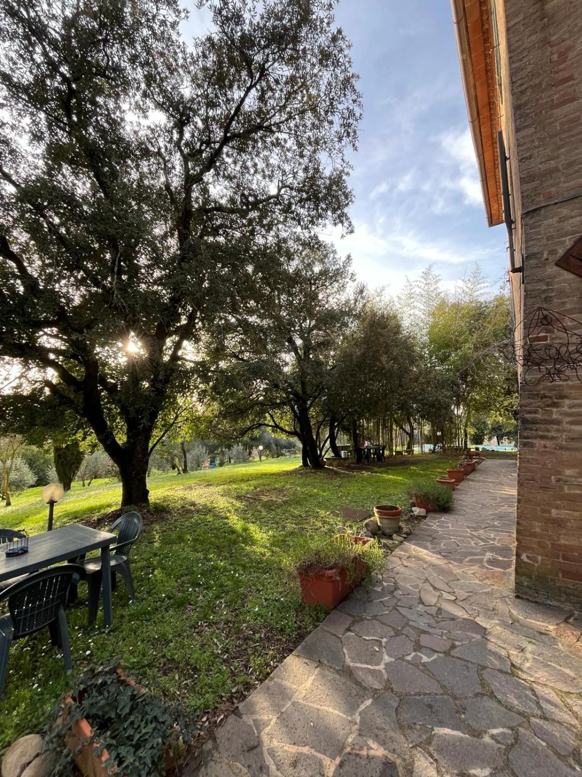 Agriturismo La Torre Di Monsindoli เซียนา ภายนอก รูปภาพ