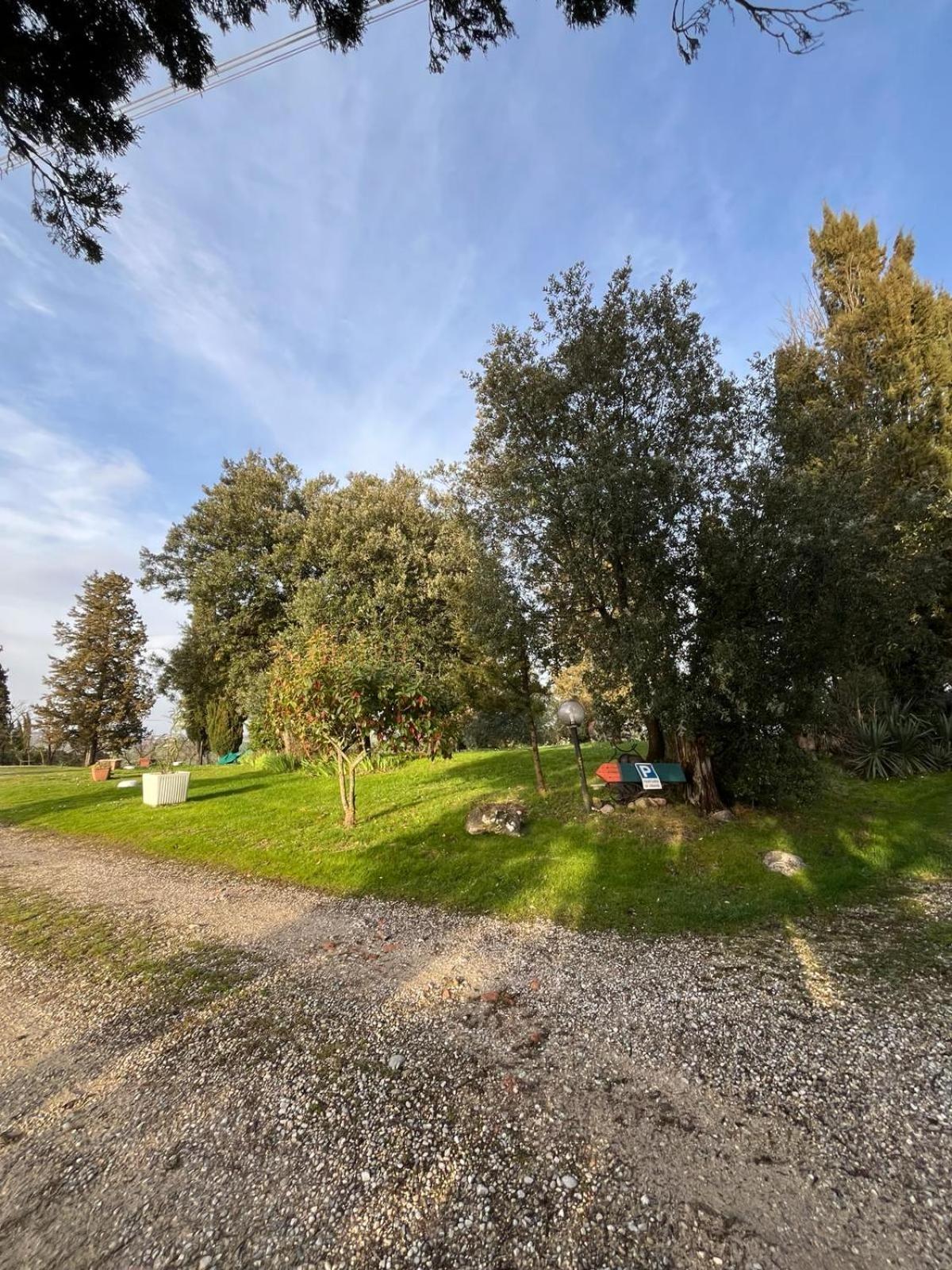 Agriturismo La Torre Di Monsindoli เซียนา ภายนอก รูปภาพ