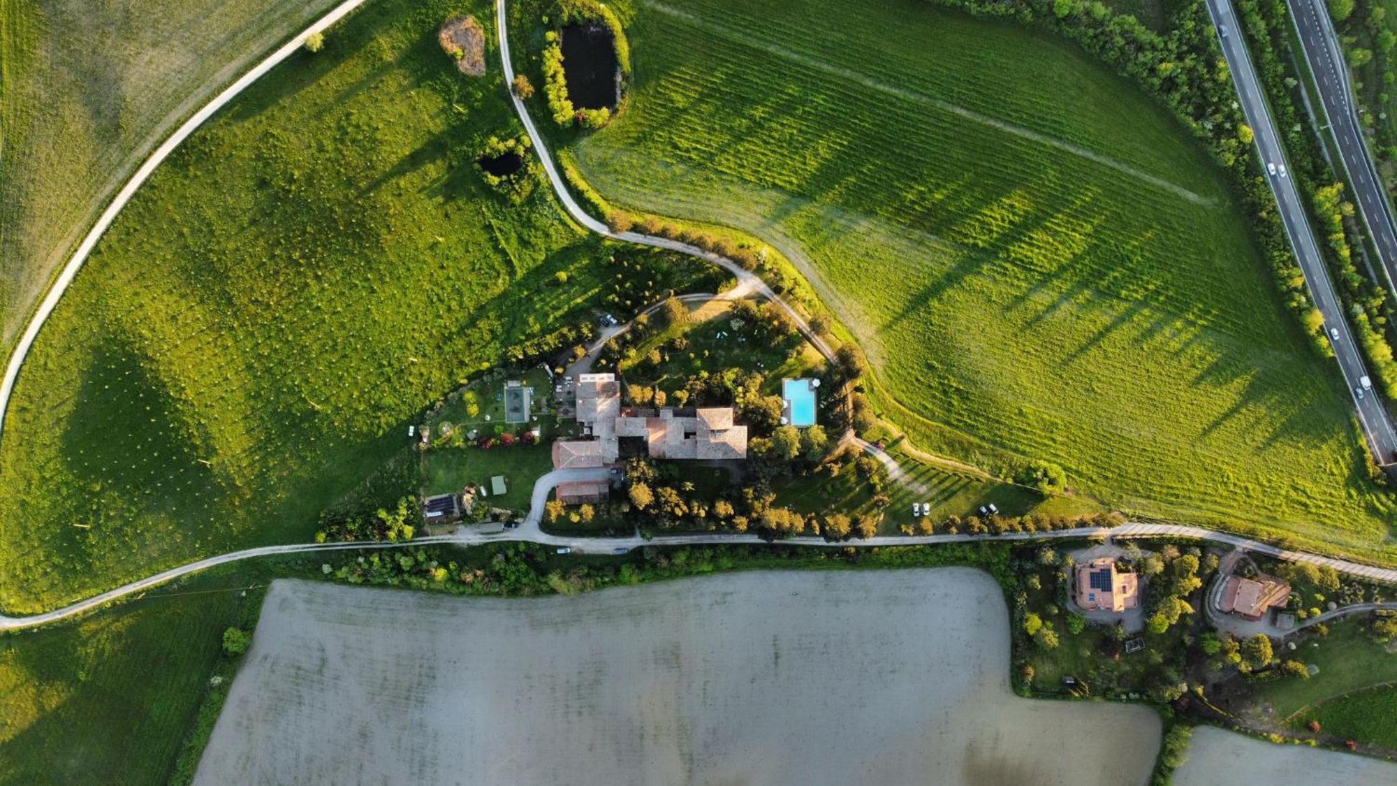 Agriturismo La Torre Di Monsindoli เซียนา ภายนอก รูปภาพ