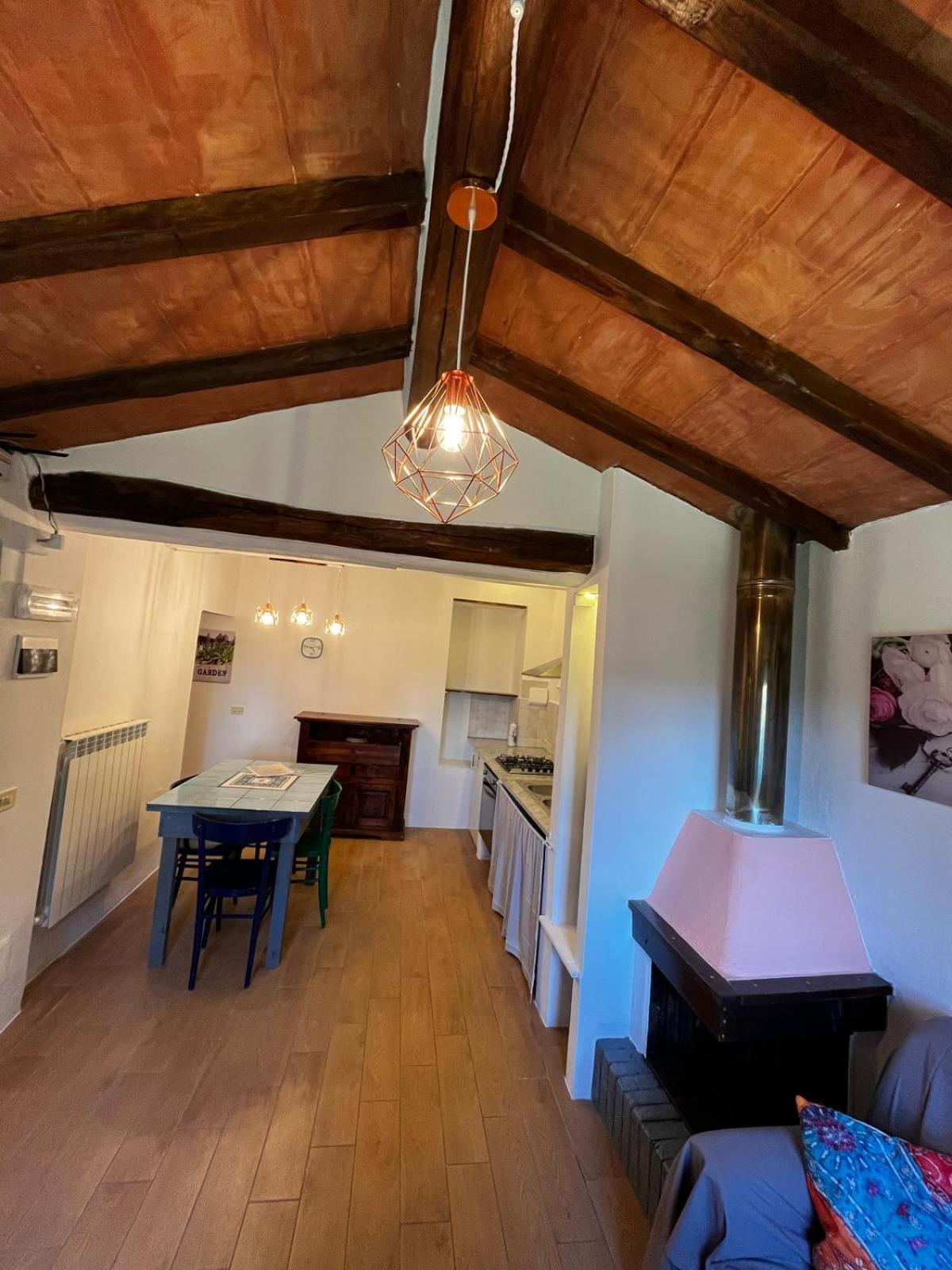 Agriturismo La Torre Di Monsindoli เซียนา ภายนอก รูปภาพ